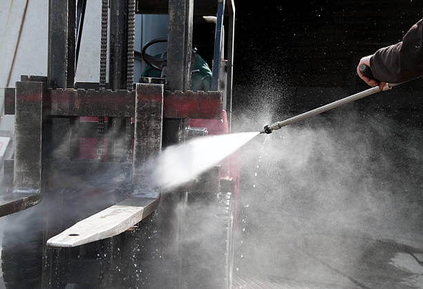 Garage Pressure Washing in Lake Lotawana, MO